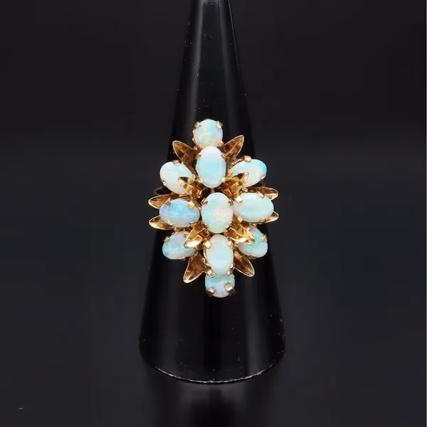 14ct Gold Vintage Opal Ring