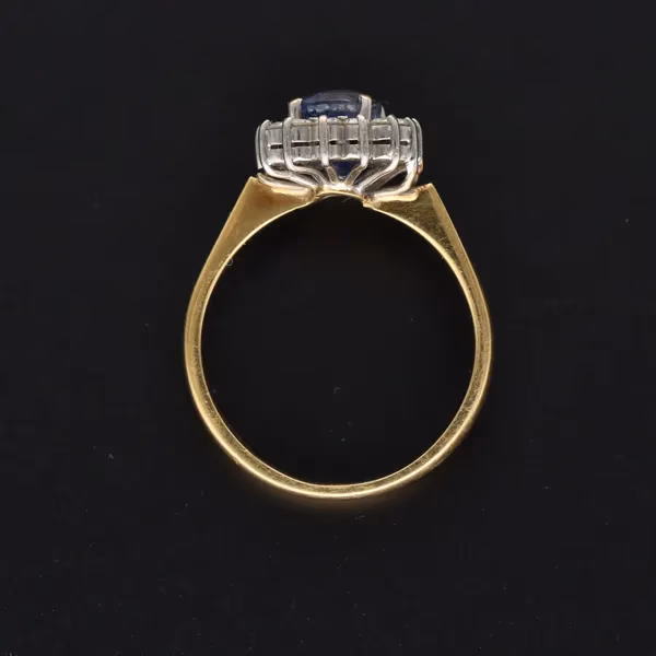 18ct Yellow Gold Blue Sapphire & Diamond Ring