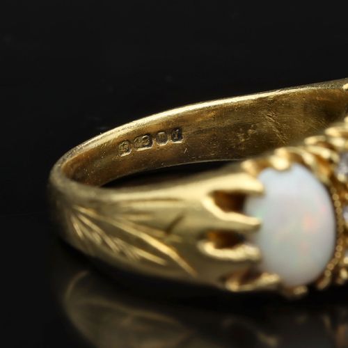 18ct Gold Opal and Diamond Ring image-4