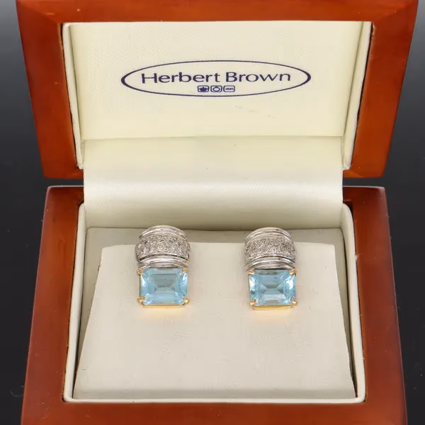 Vintage 18ct Gold Aquamarine and Diamond Earrings