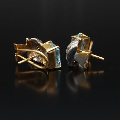 Vintage 18ct Gold Aquamarine and Diamond Earrings image-6