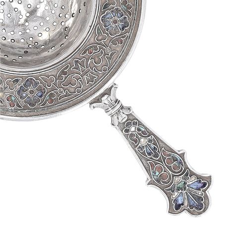 David Andersen Gilt Silver and Enamel Tea Strainer image-3