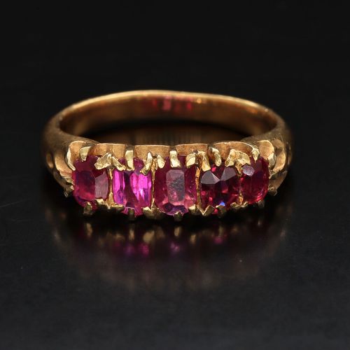 Victorian 18ct Gold Ruby Ring image-2