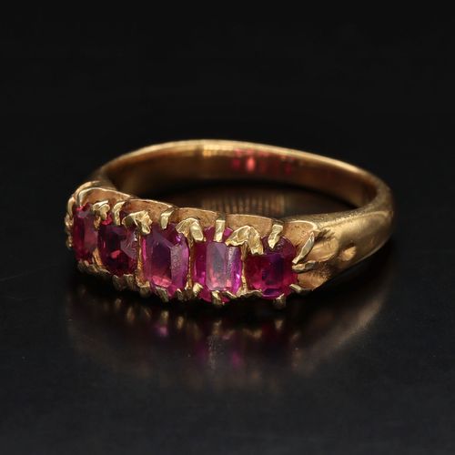 Victorian 18ct Gold Ruby Ring image-3
