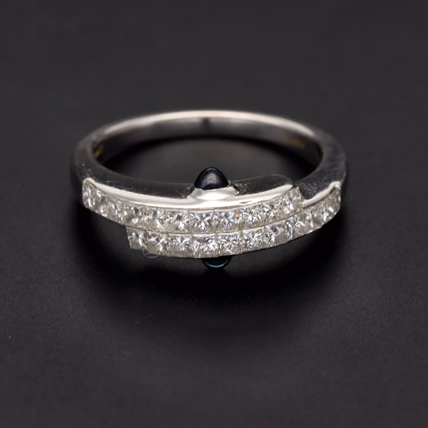 18ct White Gold Diamond Ring With Side Sapphires