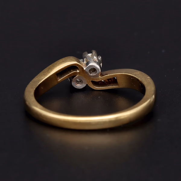 18ct Gold Diamond Toi et Moi Ring