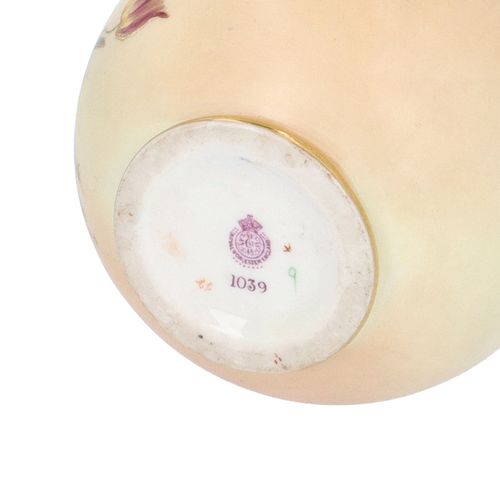 Royal Worcester Globular Pot Pourri and Cover image-5