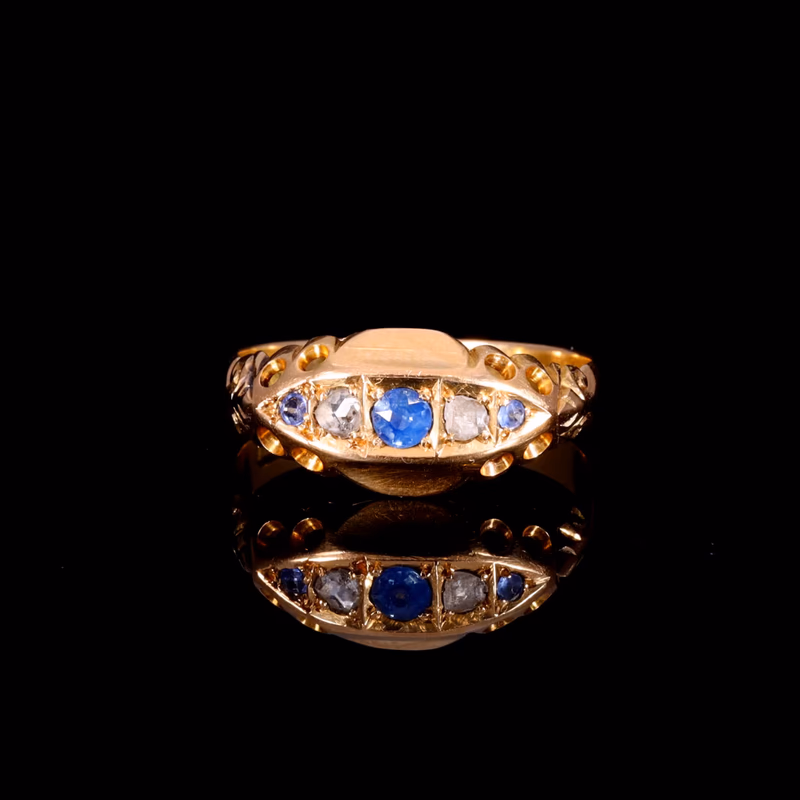 360° view of The Antique Post Edwardian 1915 Sapphire And Diamond Ring