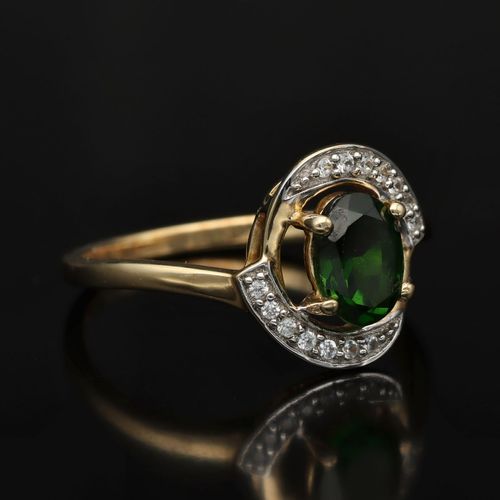 Gold Diopside Diamond Ring image-1
