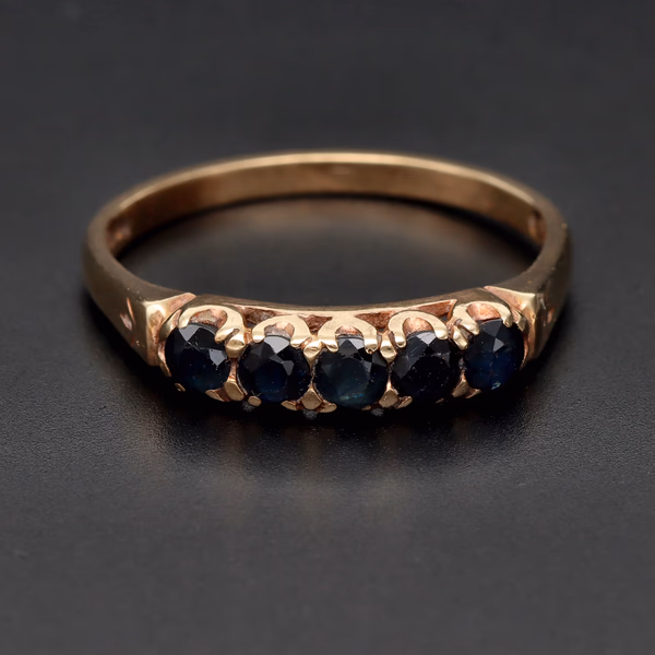 Retro 9ct Gold Multi Sapphire Ring