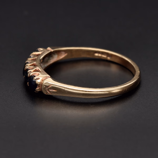 Retro 9ct Gold Multi Sapphire Ring