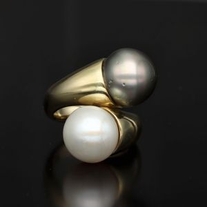 14K Gold Tahitian and White Pearl Ring