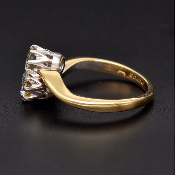 18ct Gold Diamond Ring