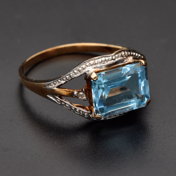 9ct Gold Topaz and Diamond Ring