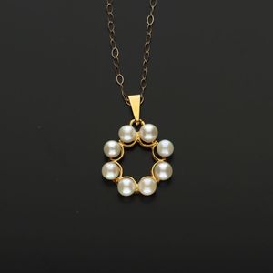 9ct Gold Cultured Pearl Pendant Necklace