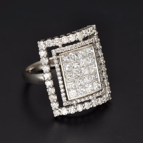 18ct White Gold Diamond Cluster Ring