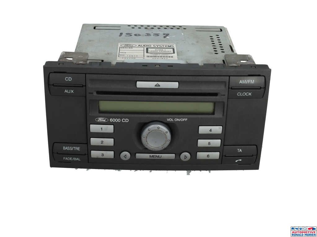Usados Reproductor de CD y radio Ford Transit Precio € 150,00 Norma de margen ofrecido por Automaterialen Ronald Morien B.V.