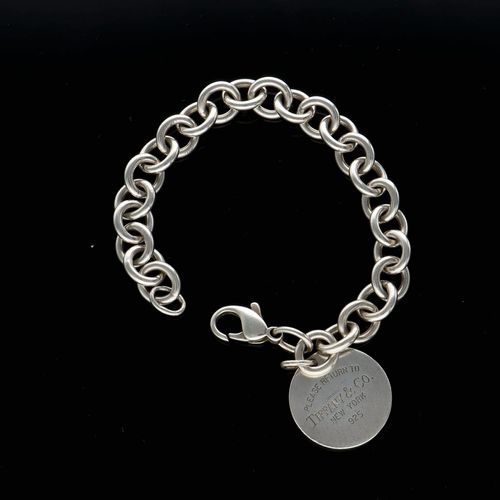 Return to Tiffany & Co. Circular Charm Silver Bracelet image-5