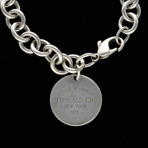 Return to Tiffany & Co. Circular Charm Silver Bracelet image-3