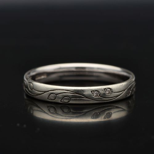 Gold Diamond Art Nouveau Style Ring image-1