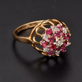 9ct Gold Vintage Ruby and Diamond Cluster Ring