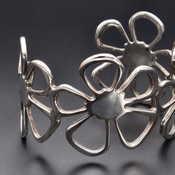 Tiffany & Co Elsa Peretti Sterling Silver Daisy Cuff
