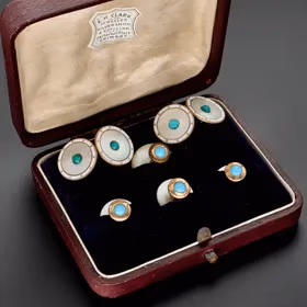 Edwardian 9ct Gold Mother of Pearl Cufflinks