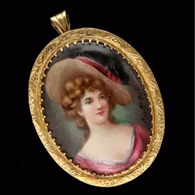 18ct Gold Framed Porcelain Pendant and Brooch