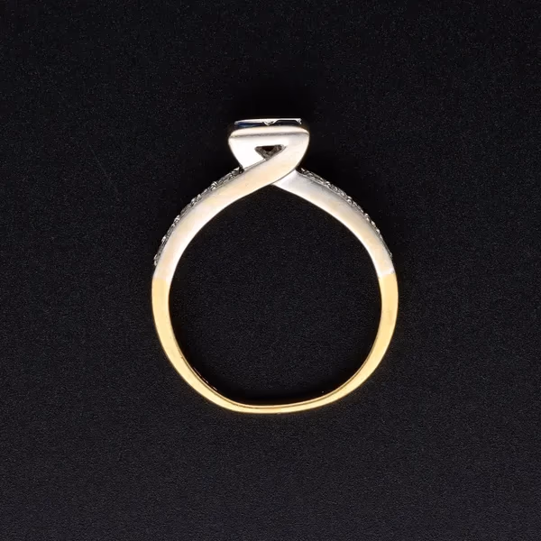 18ct Gold Diamond Sapphire Ring