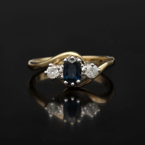 18ct Gold Sapphire and Diamond and Diamond Ring image-2