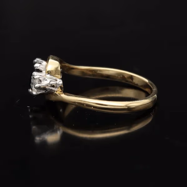 18ct Gold Sapphire and Diamond and Diamond Ring