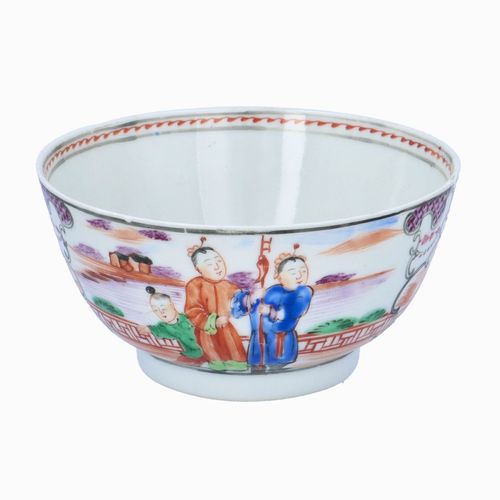 18th Century Chinese Berry Bowl image-2