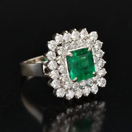 18ct Gold Emerald and Diamond Ring image-1