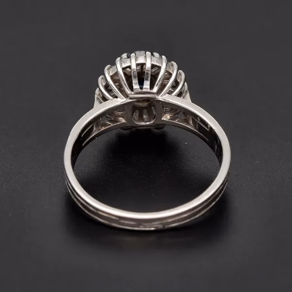 18ct White Gold Sapphire and Diamond Ring
