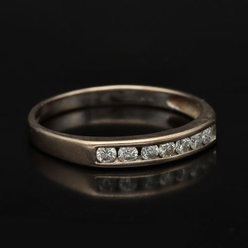 18ct Gold Brilliant Cut Diamond Ring image-1