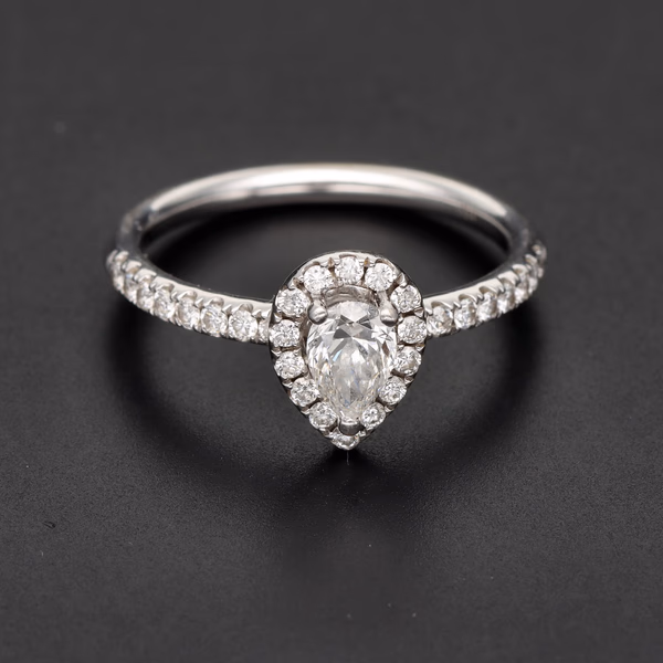 18ct White Gold Pear Cut Diamond Halo Ring