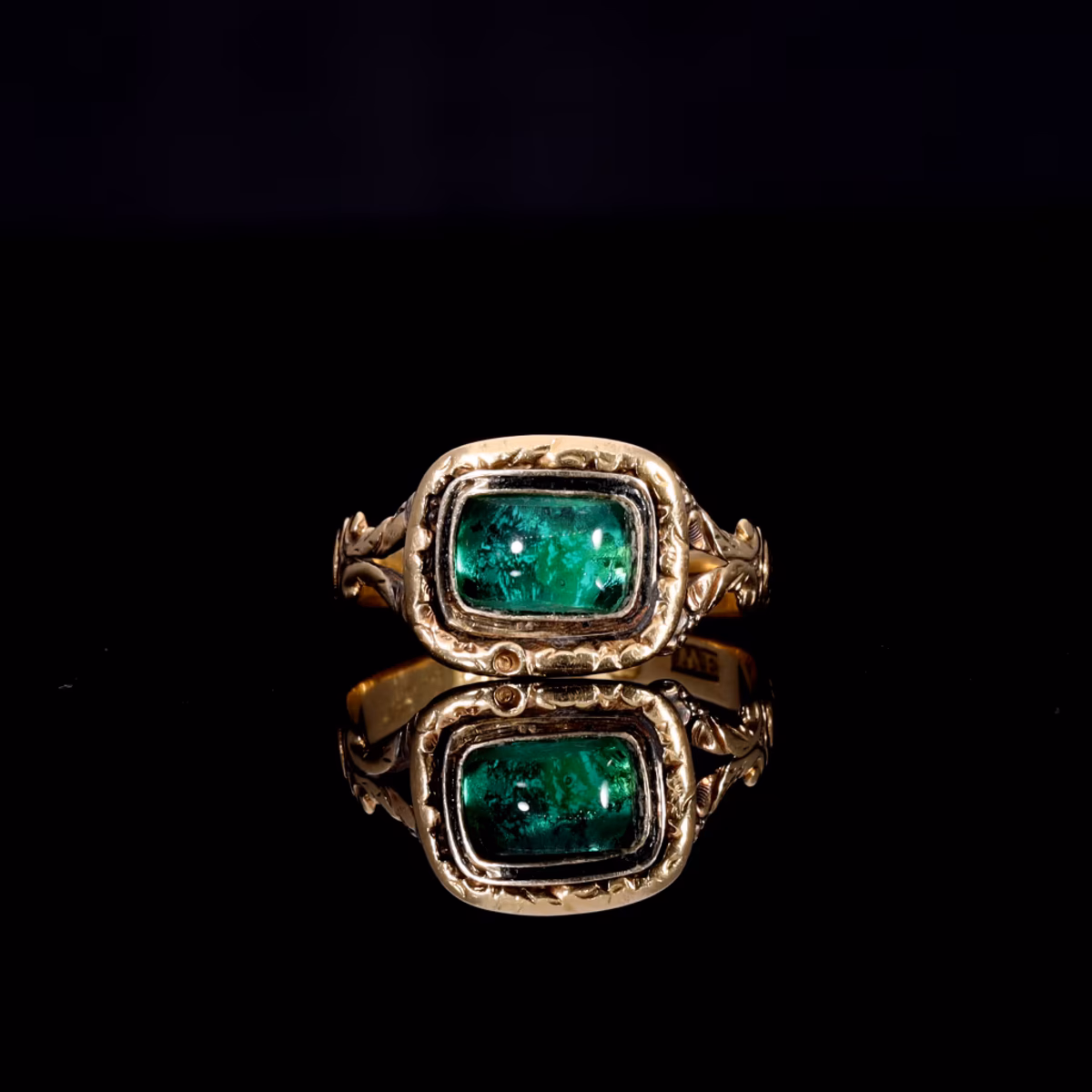 360° view of The Antique Georgian 1822 Foil Backed Green Paste Ring