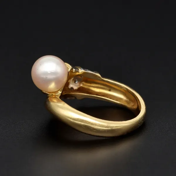 18ct Gold Diamond and Pearl Ring