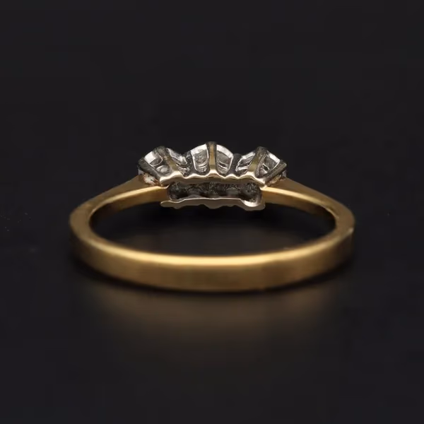 18ct Gold Diamond Ring London 1989