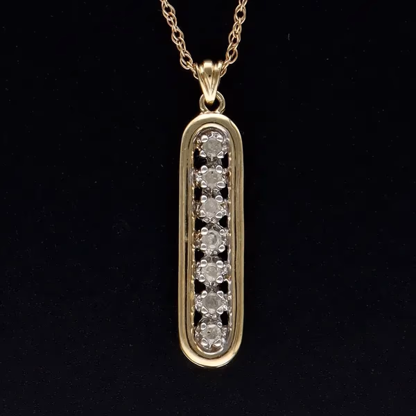 9ct Gold Diamond Pendant & Chain