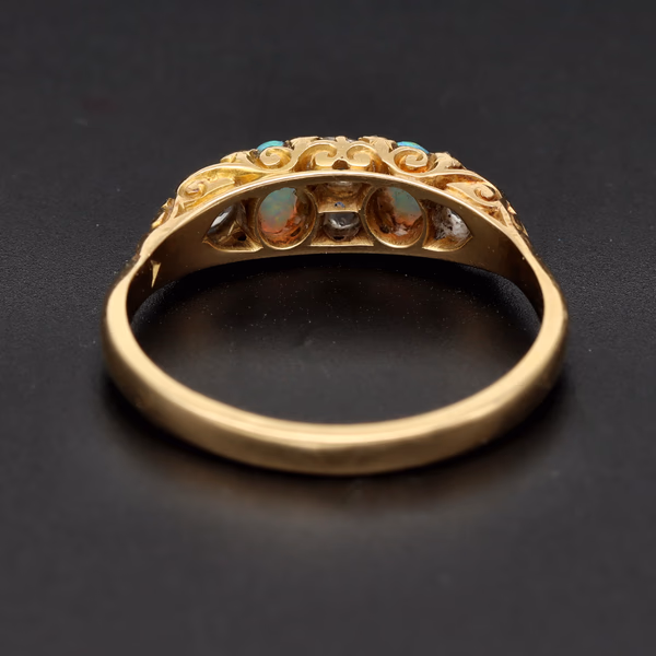 18ct Gold Opal and Diamond Ring