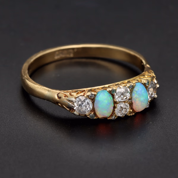 18ct Gold Opal and Diamond Ring