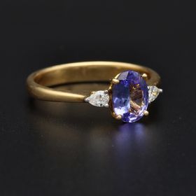18ct Tanzanite Pear Shaped Diamond Shoulders