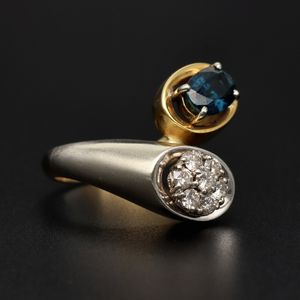 18ct Gold Sapphire and Diamond Ring