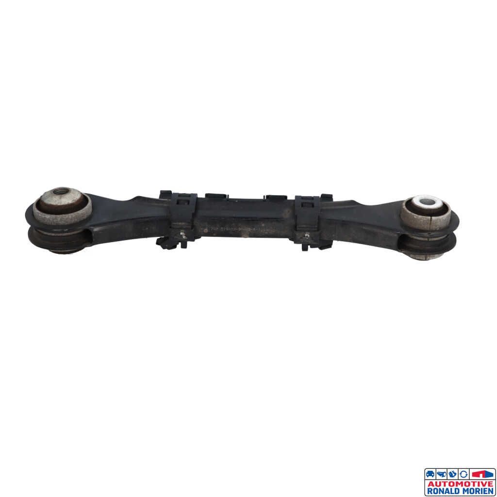 Used Rear upper wishbone, right BMW 2 serie (F22) 218i 1.5 TwinPower Turbo 12V Price € 22,99 Inclusive VAT offered by Automaterialen Ronald Morien B.V.