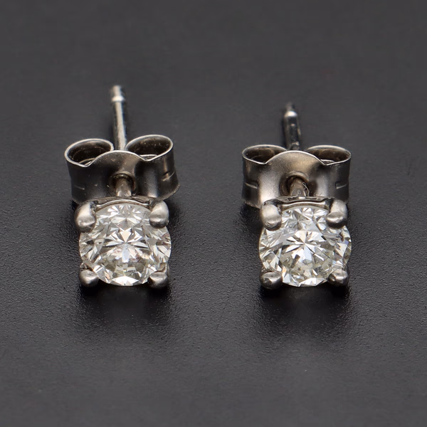 Platinum 0.84ct Diamond Stud Earrings