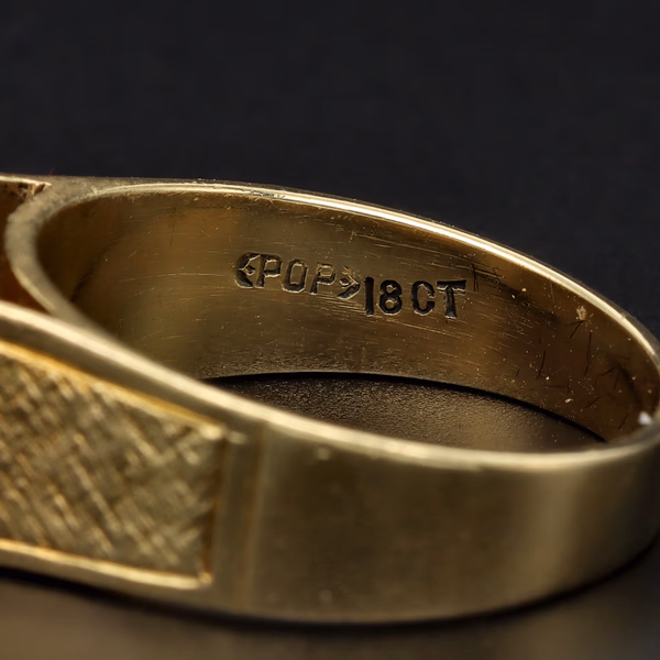 18ct Gold Emerald and Diamond Ring