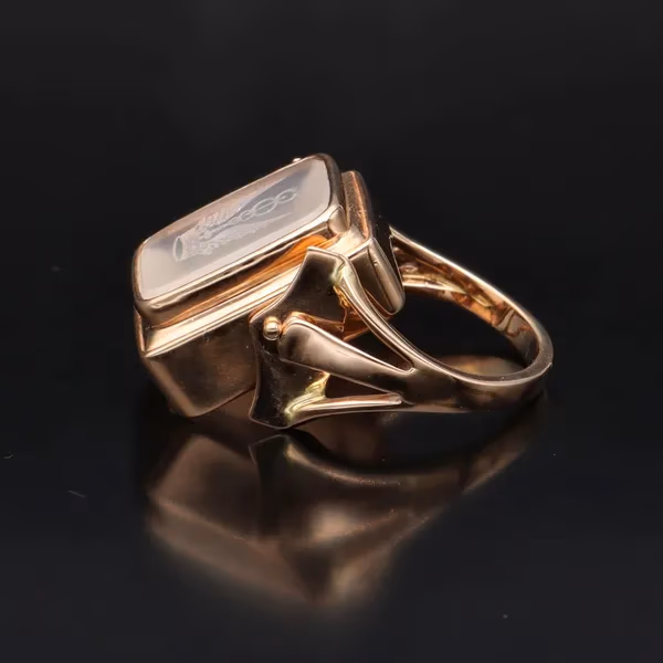 Rare 18th Century Georgian Swivel Agate Intaglio Ring