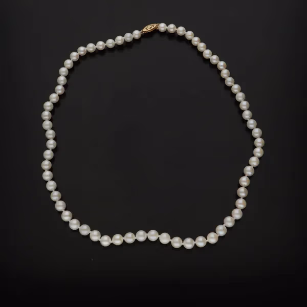 9ct Gold Clasp Cultured Pearl Necklace