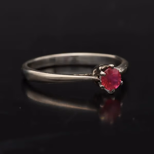 18ct White Gold and Burma Ruby Ring
